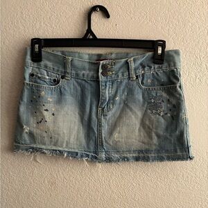 21 Twenty-one Y2K Distressed Light Wash Denim Mini Skirt M
